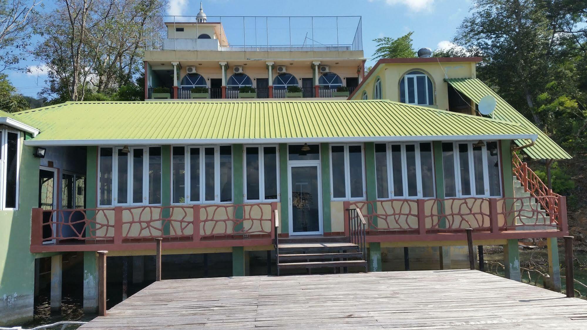 Hotel Ribiera Del Lago Peten Itza San Roman Dış mekan fotoğraf