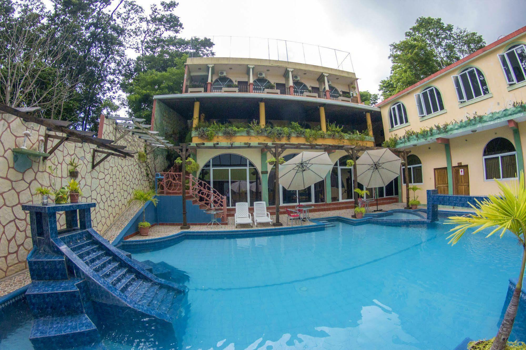 Hotel Ribiera Del Lago Peten Itza San Roman Dış mekan fotoğraf