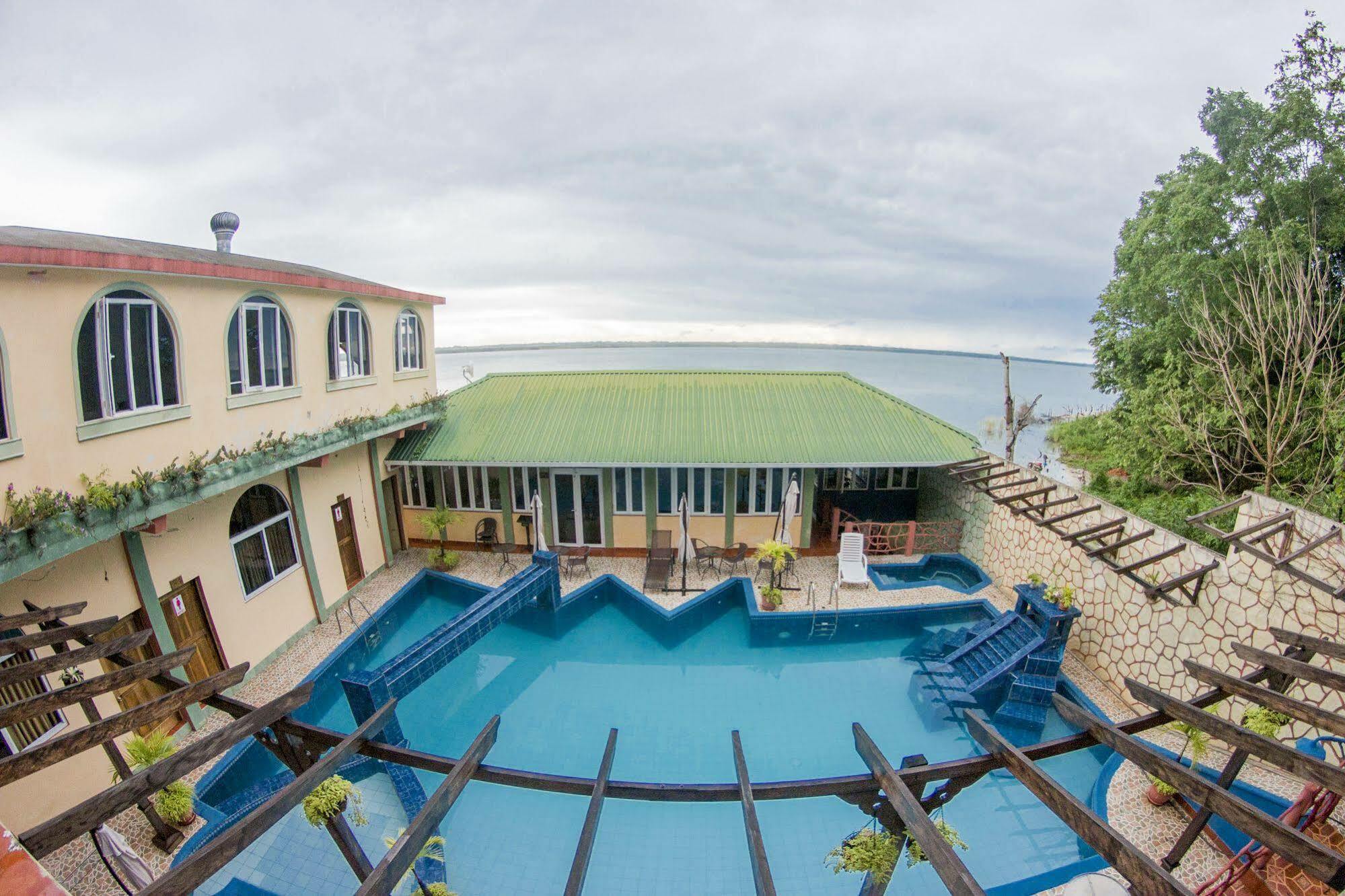 Hotel Ribiera Del Lago Peten Itza San Roman Dış mekan fotoğraf